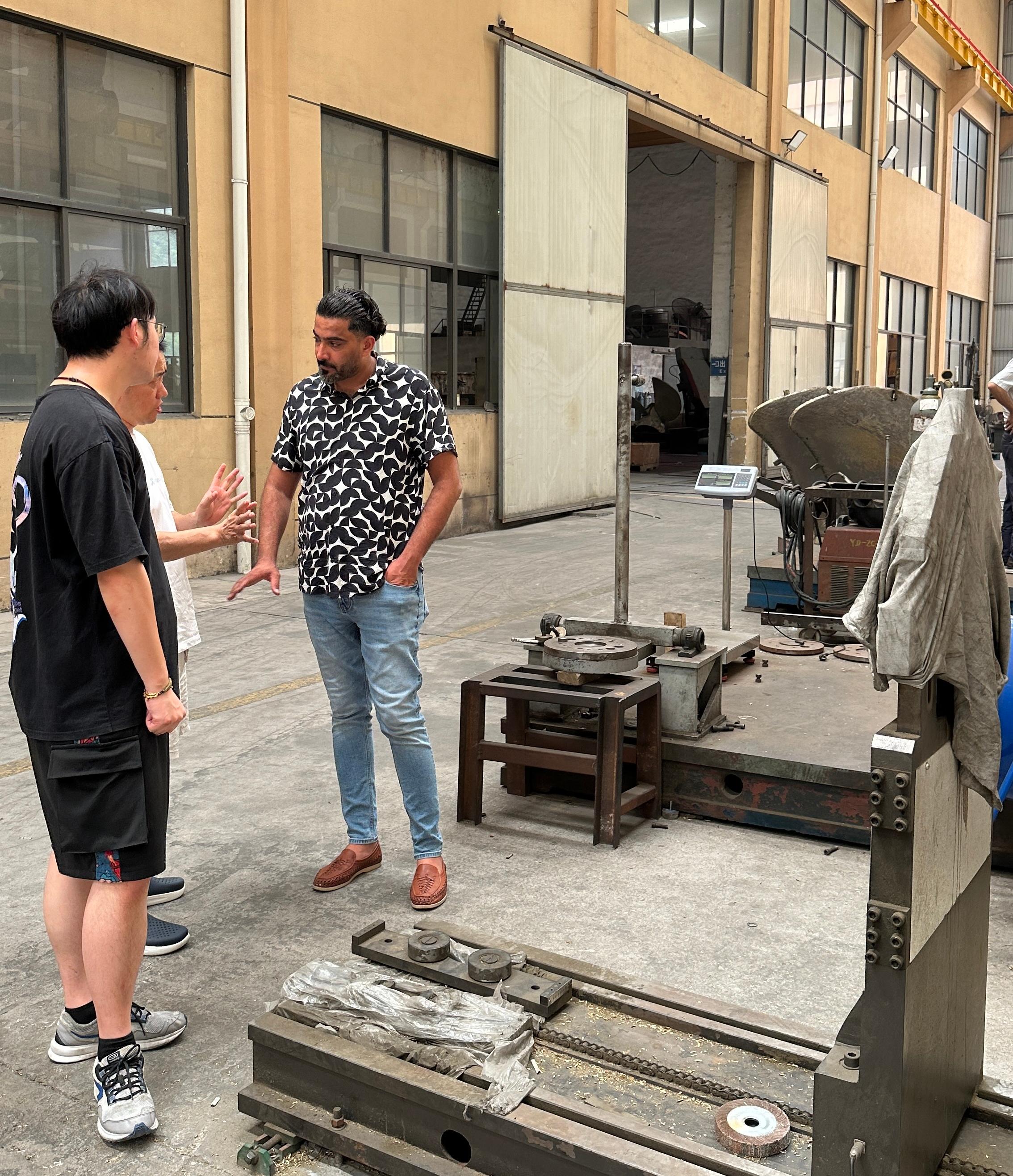 Taihang Assists Omani Client in Visiting Marine Propeller Factory